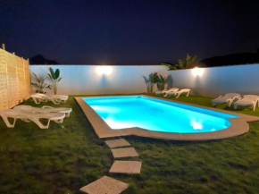 EL PINAR, muy cerca del mar, y con piscina privada